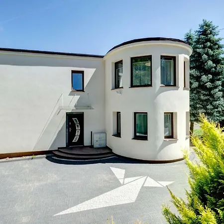 Villa Black Bird *